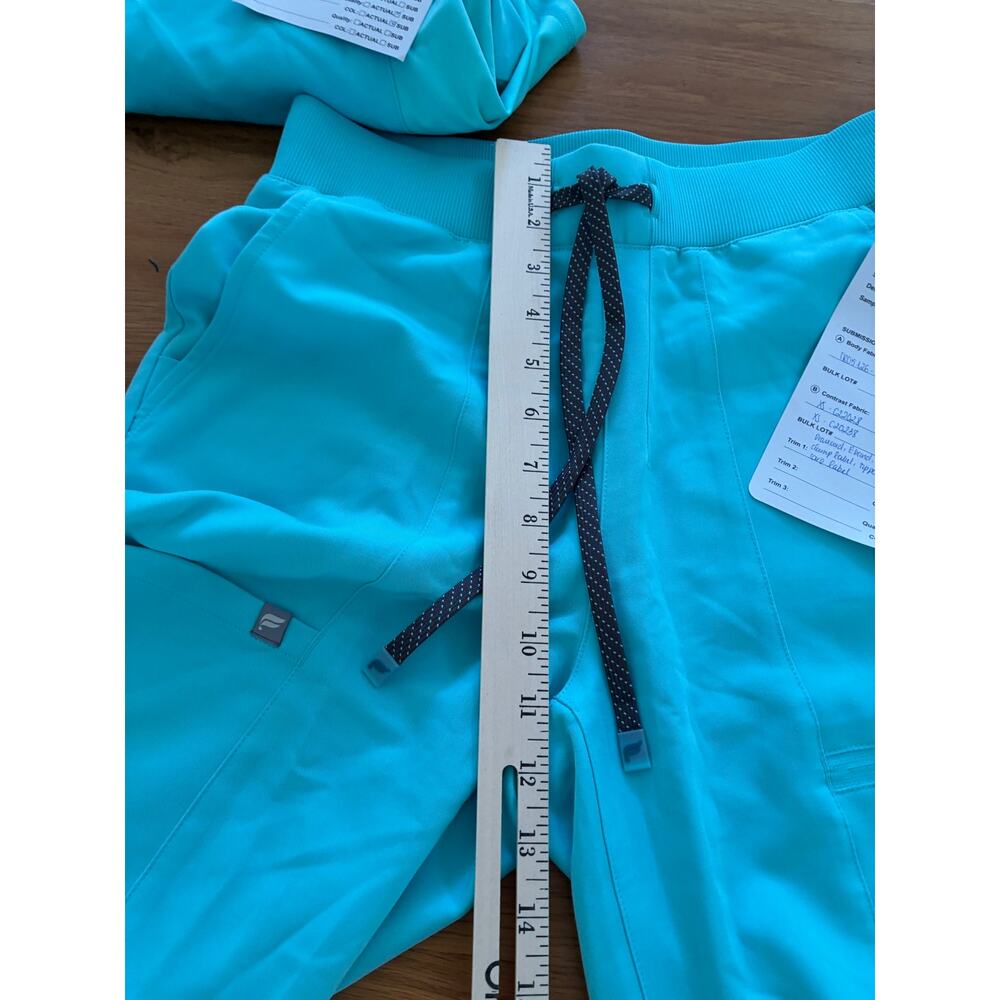NWT Fabletics Womens XS Tall High Rise On Call Joggers & XS Method Flex Top READ - Picture 9 of 12